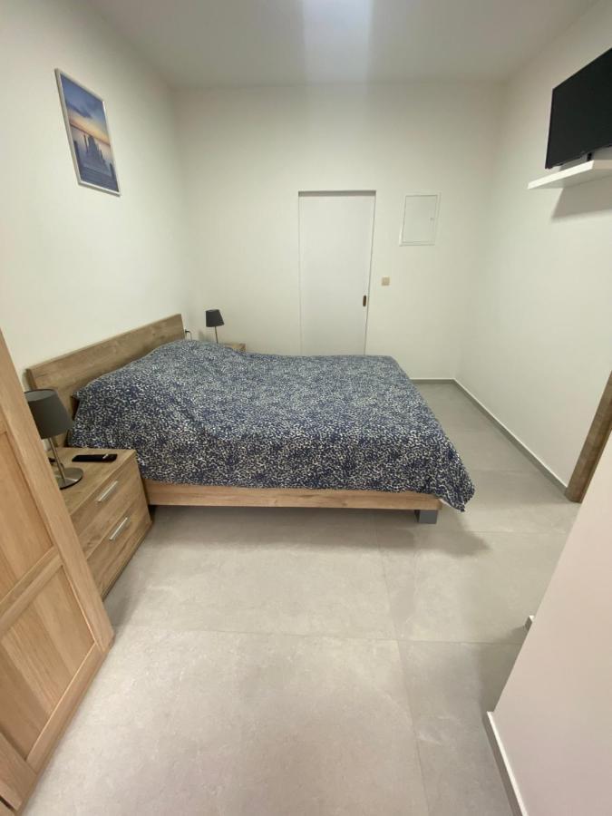 Appartement Superbe Petite Lumineux Bien Décoré Avec Netflix Gratuit *