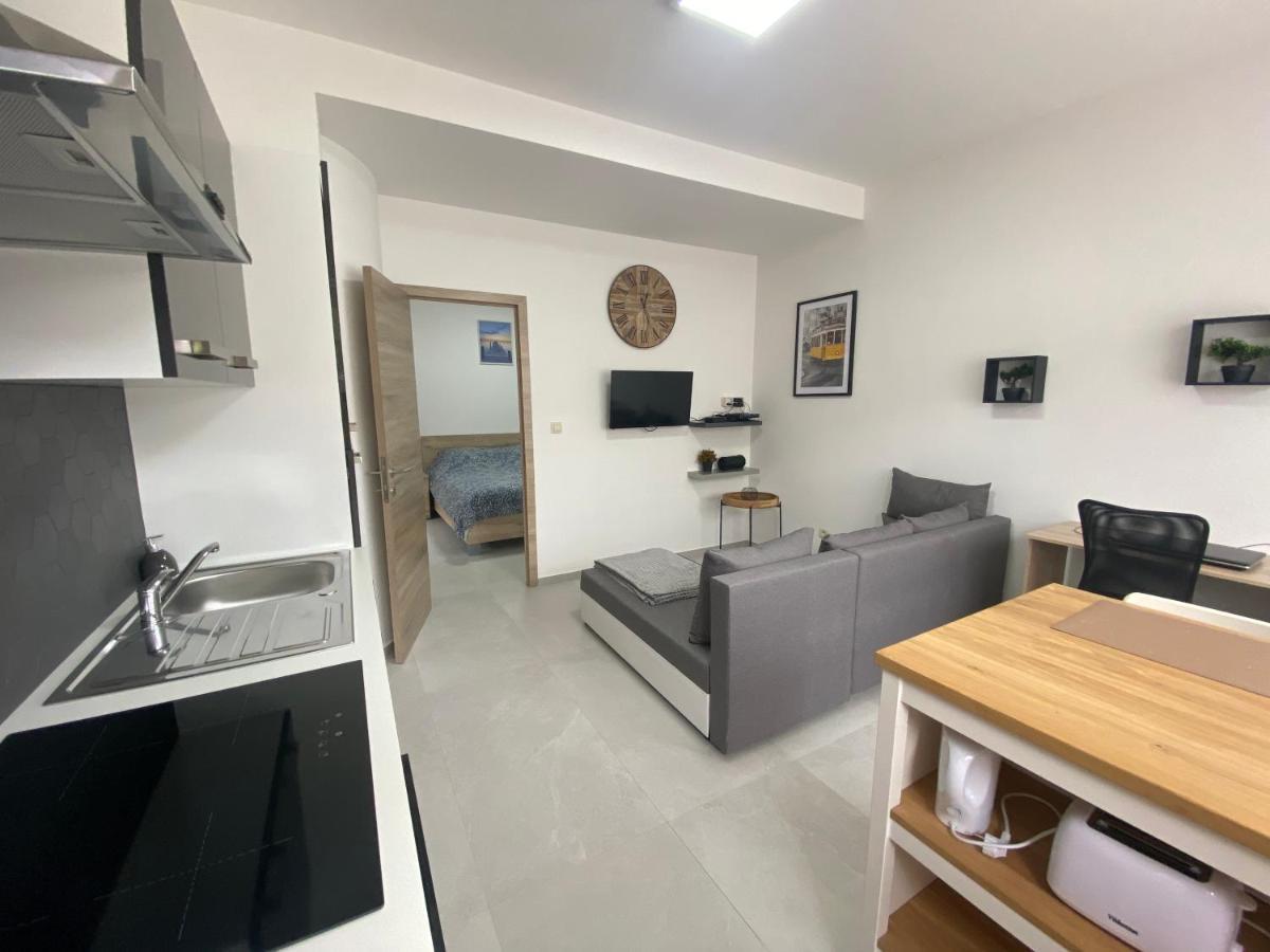 1-c Superbe Tres Calme Et Bien Decore Apartment